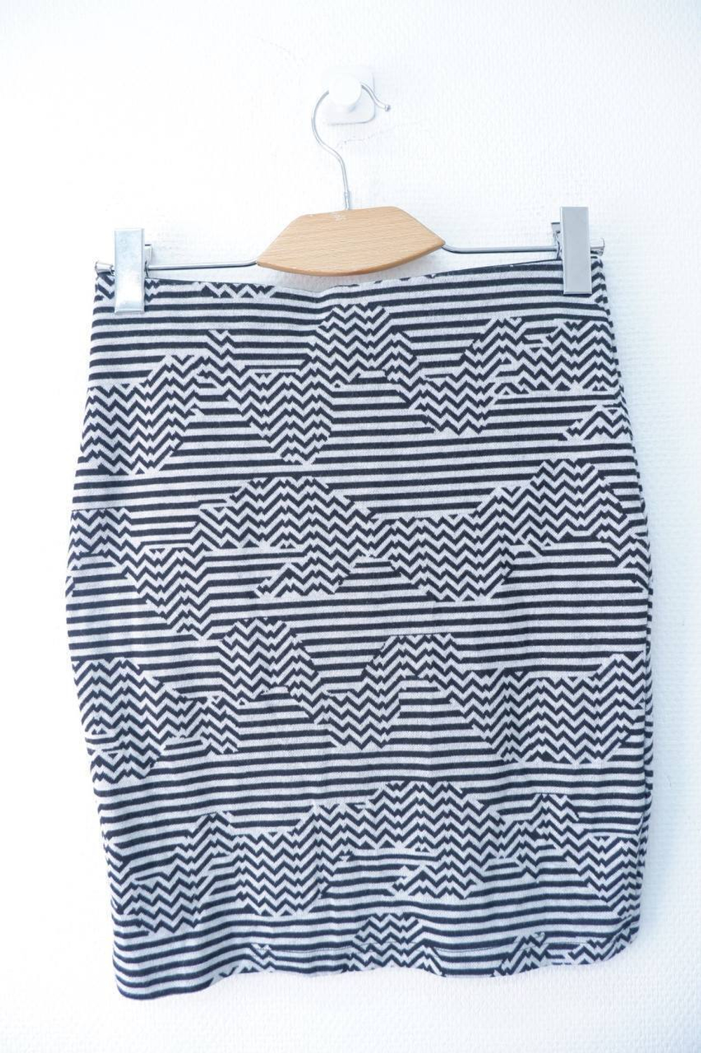 Юбка Vila с орнаментом 44 размер