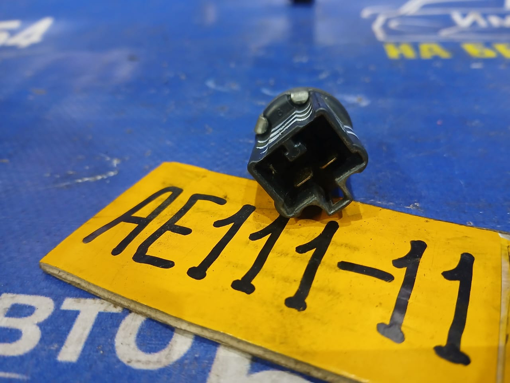 Датчик педали тормоза TOYOTA SPACIO 1998