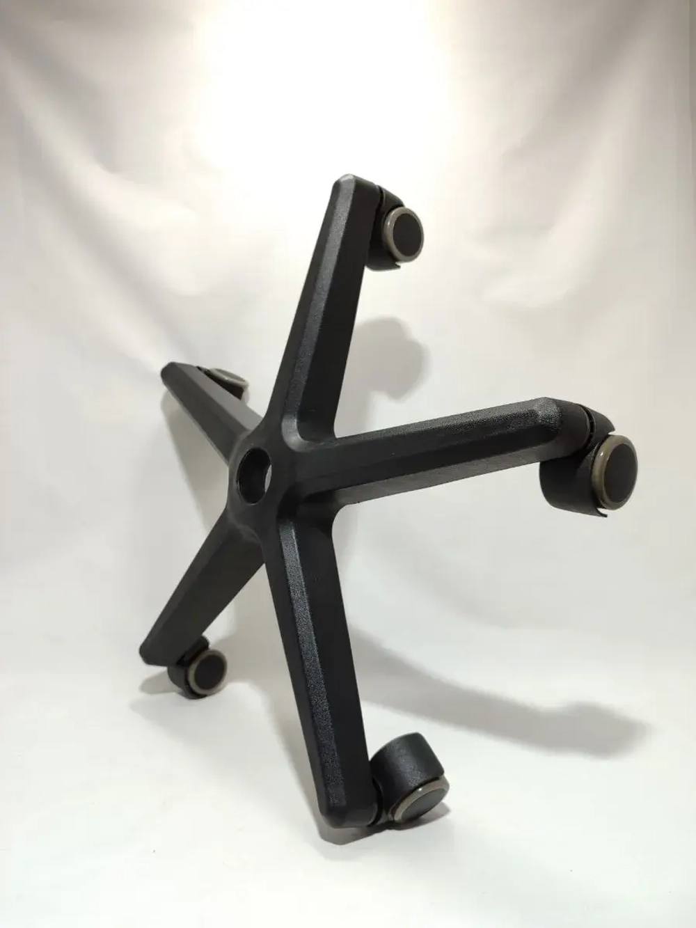 Крестовина для офисного компьютерного кресла без газлифта