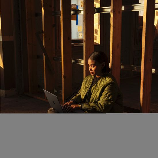 Apple MacBook Pro 16" (M4 Pro 14C CPU, 20C GPU, 2024) 48 ГБ, 512 ГБ SSD, серебристый