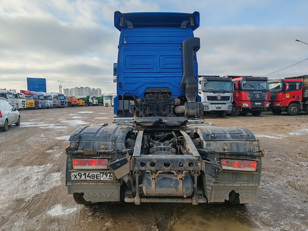 КамАЗ 5490 4x2 Седельный тягач 5490-S5 (Дизельный, 12,0 л, 401 л.с., МТ)