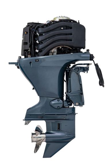 Комплект Алюминиевая лодка (катер) Mikatsu (Микатсу) 590 (Z99) Sport + мотор Mikatsu MF115FEL-T EFI