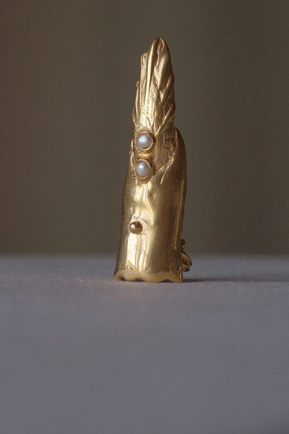 Кольцо палец с жемчугом, позолота