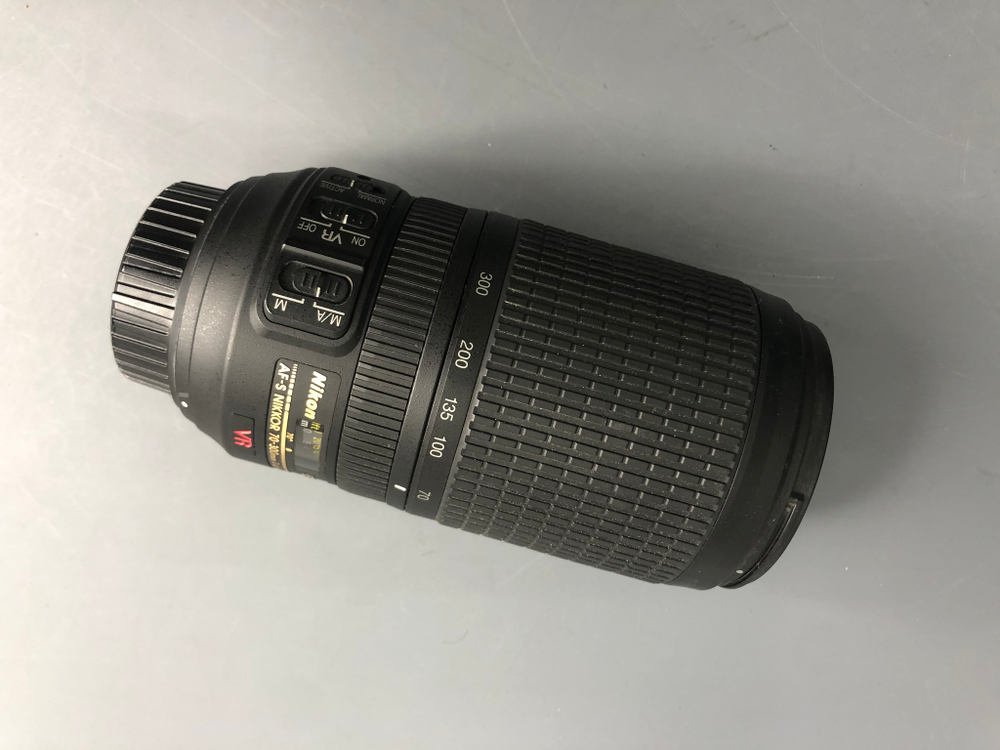 Nikon 70-300mm 4.5-5.6G ED-IF VR