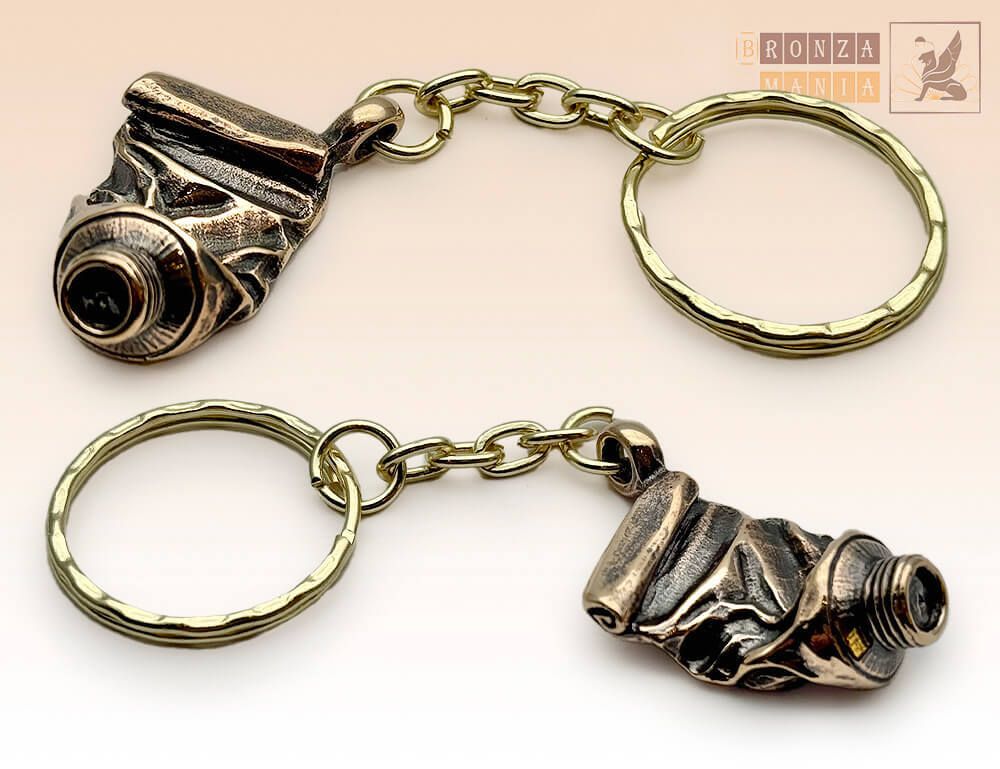 брелок Тюбик из под масляной краски