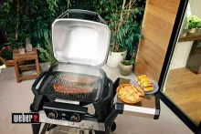 Гриль электрический Weber Pulse 2000, чёрный