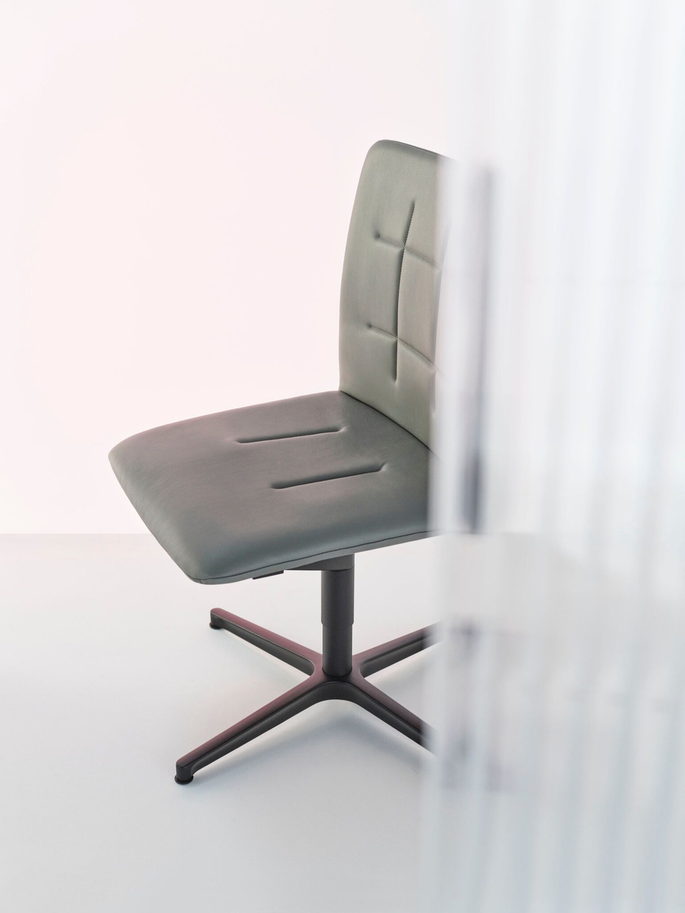 Стул Walter Knoll Leadchair Evo