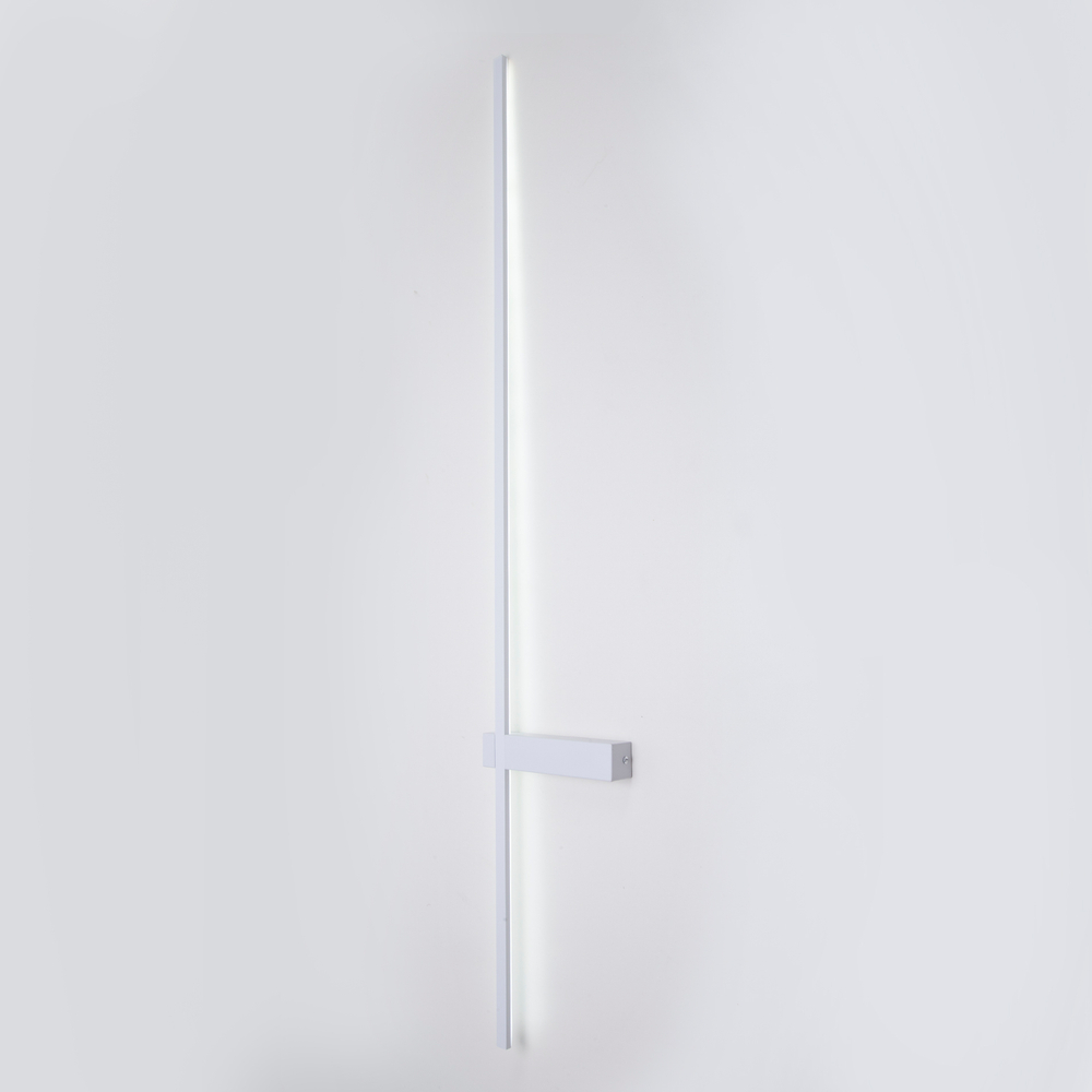 Настенный светодиодный светильник LED4U L7365-1200 WH