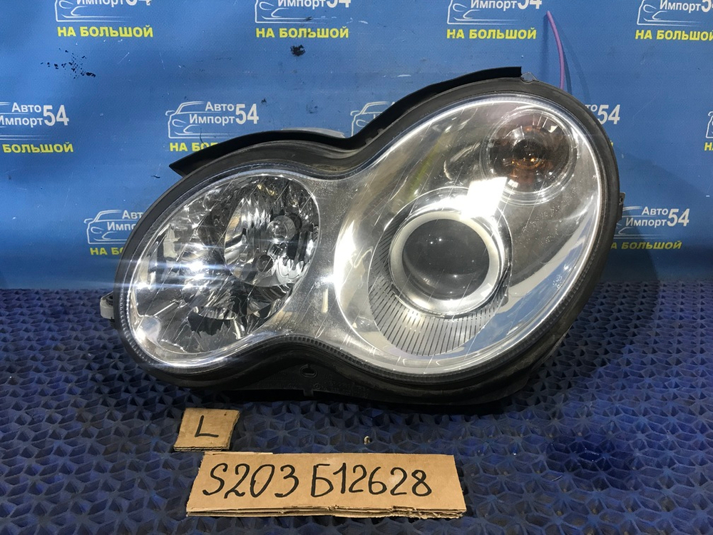 Фара передняя левая MERCEDES BENZ C-CLASS 2004-2007