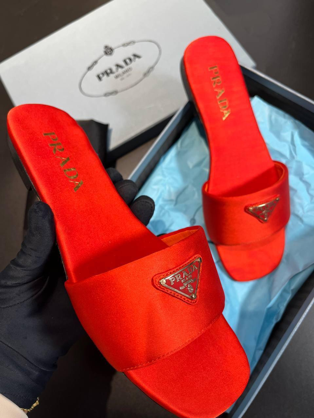 Шлепанцы Prada