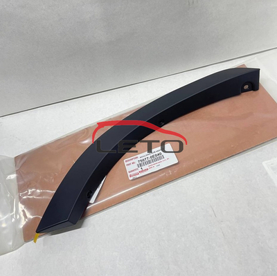 Молдинг задней правой двери 75077-0E040 750770E040