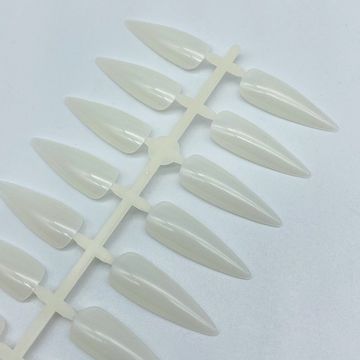 Типсы для демонстрации отрывные "Острый миндаль" 30 мм молочные