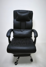 Кресло руководителя с подушкой. Черный цвет