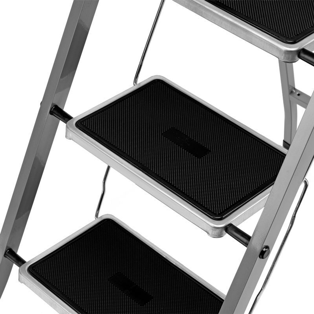 Стремянка 4 ступени стальная с противоскользящими накладками Сибртех