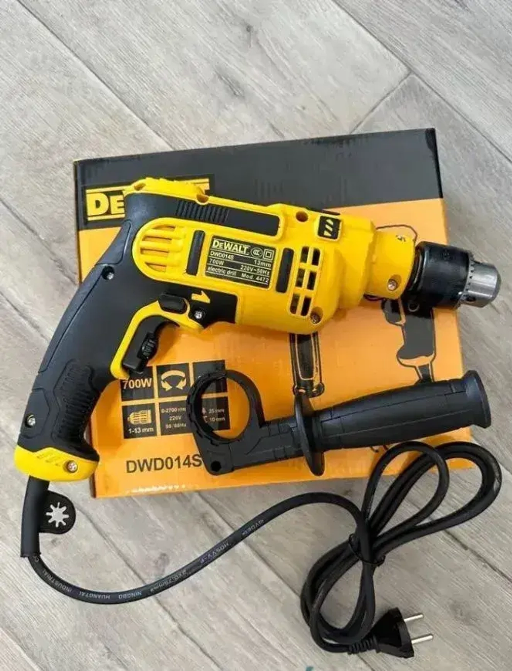 Дрель ударная электрическая / Электродрель Dewalt 710 Вт, 3000 об/мин, 48000 уд/мин, сетевая, Dewalt DWD014S