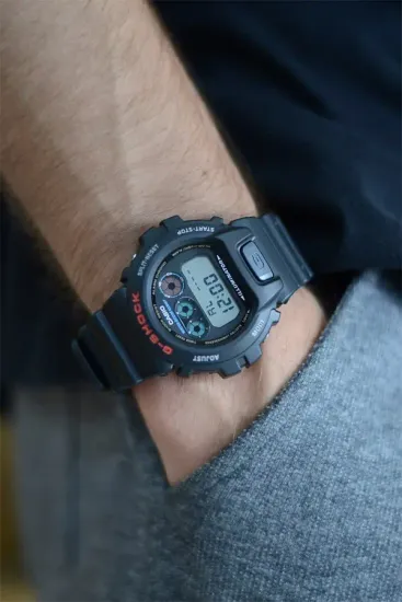 Наручные часы Casio DW-6900-1V