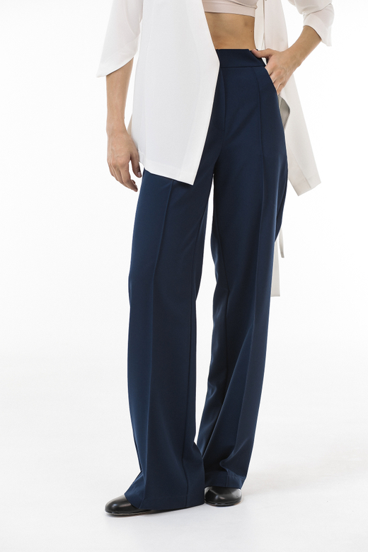 Брюки со стрелками