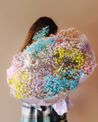 Букет из цветной гипсофилы