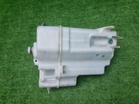 Бачок омывателя Toyota RAV 4 ca40 (2012-2015)