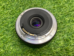 Canon EF 40mm 2.8 STM