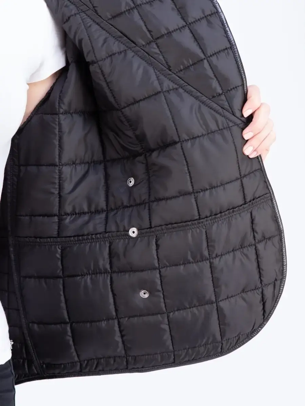 Куртка женская кожаная стеганая