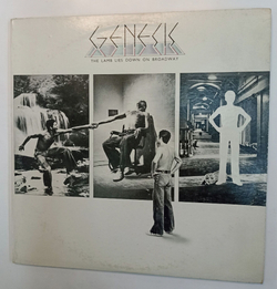 Винтажная виниловая пластинка Genesis The Lamb Lies Down On Broadway (USA 1974)