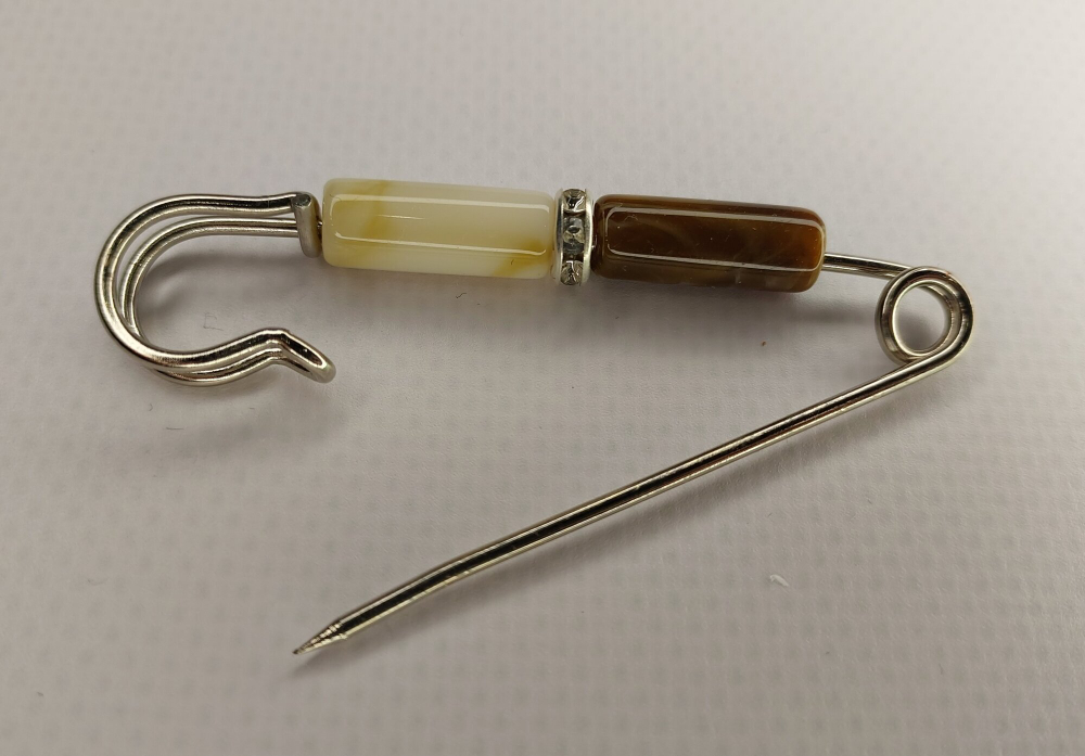 Брошь булавка "Коричневые Камешки"для кардигана, пальто, платков, костюмов,одежды, бижутерный сплав, золотистая