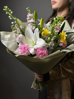 Сборный букет «Дыхание ветра»