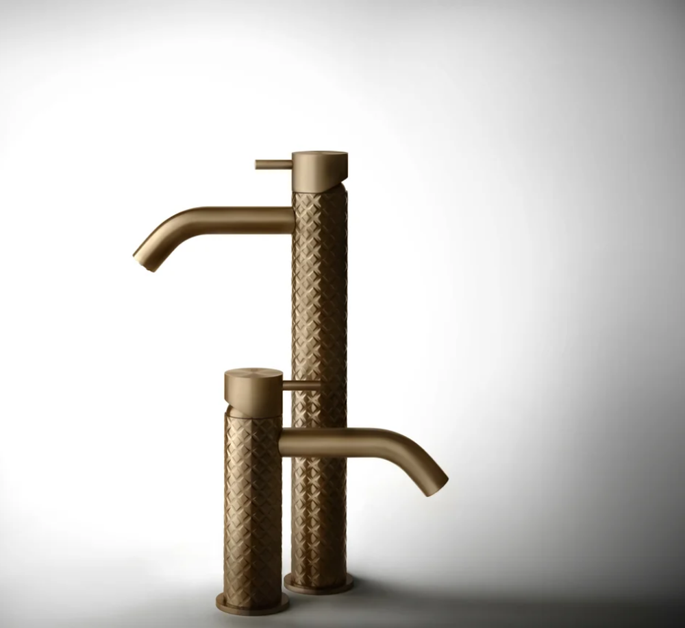 Смеситель для раковины Gessi316, однорычажный, без донного клапана, цвет Brass Brushed PVD