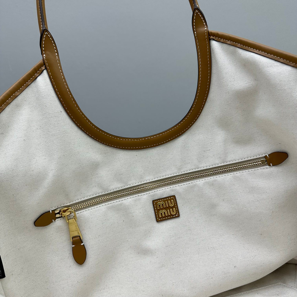 Miu Miu Ivy Large Bag 37 cm