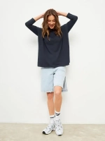 Лонгслив оверсайз с рукавом 3/4