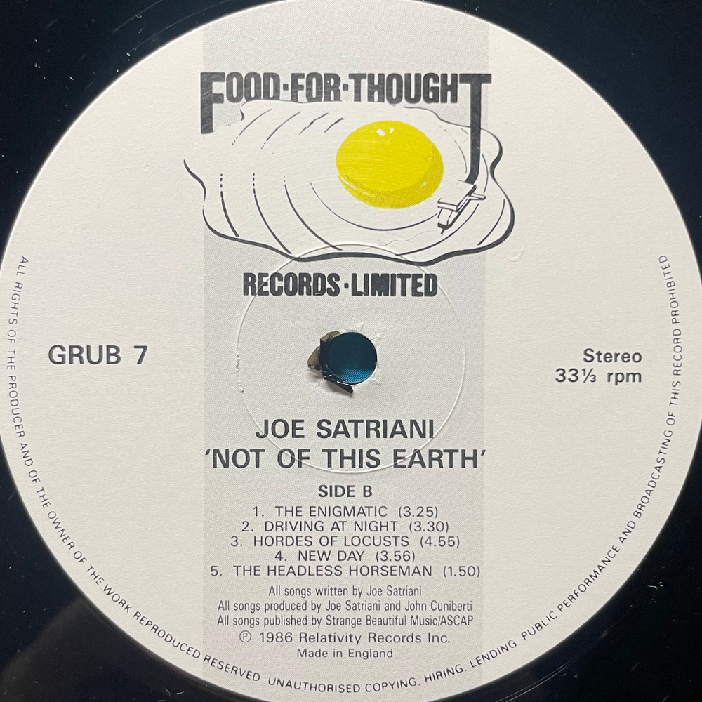 Joe Satriani ‎– Not Of This Earth (Англия)