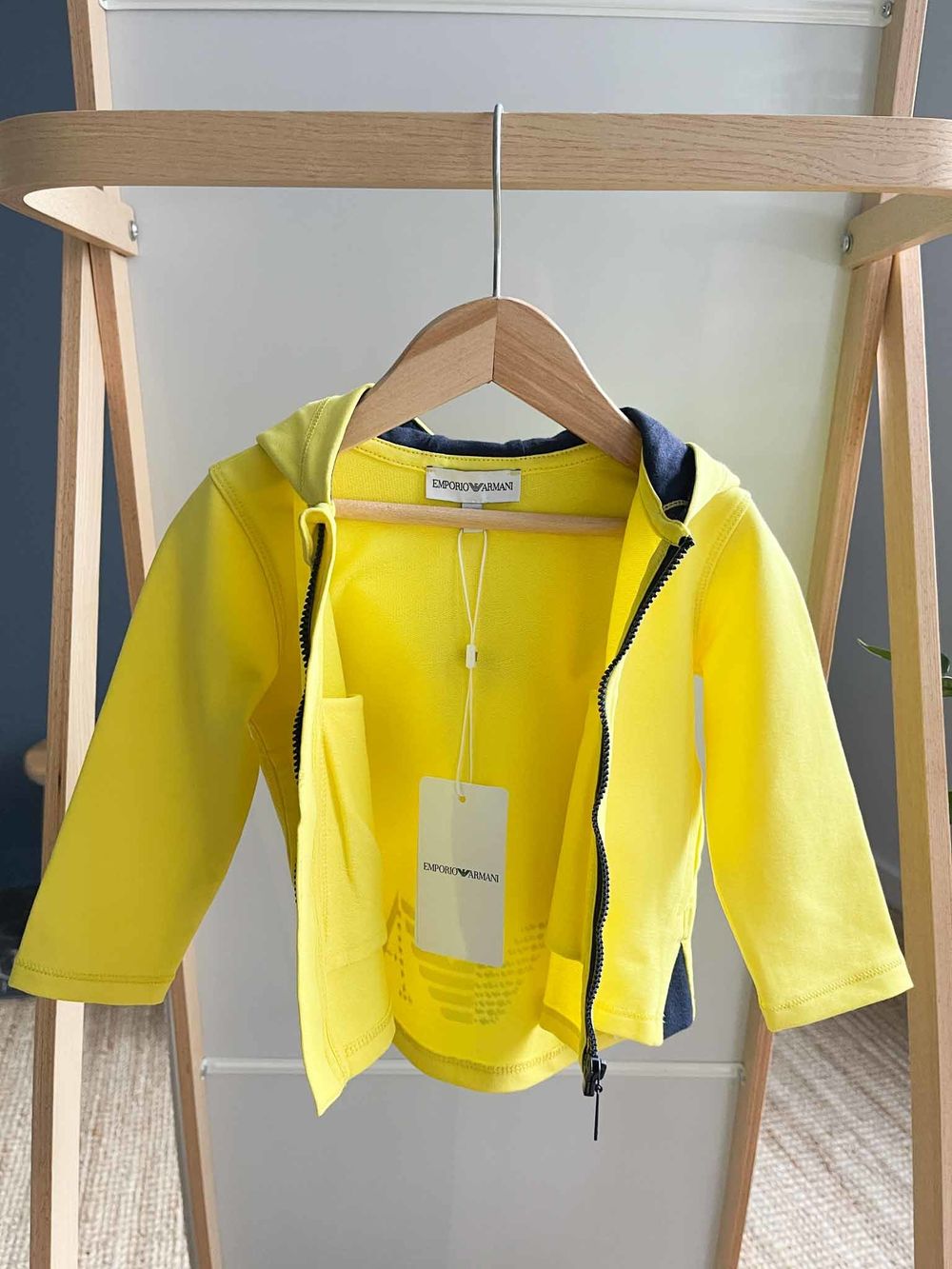 Новая толстовка Armani, 74