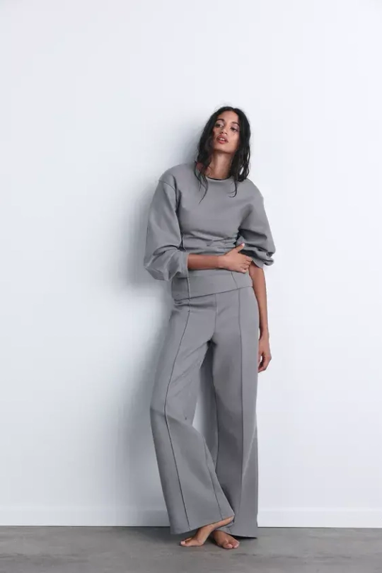 ZARA БРЮКИ ИЗ ИНТЕРЛОКА С РАЗРЕЗАМИ, СЕРЫЙ