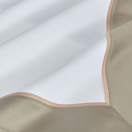 Постельное белье 2 спальное евро Сlaire&Caroll Frame белое с оливково-бежевым