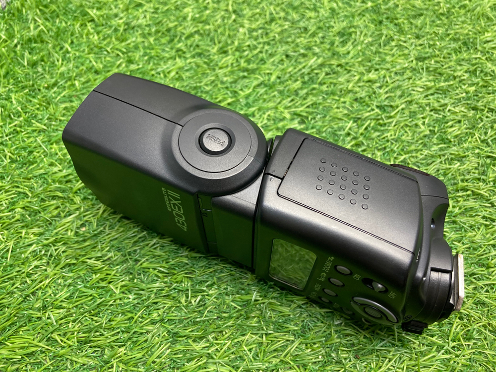 Canon Speedlite 430EX II