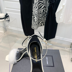 Saint Laurent Pumps