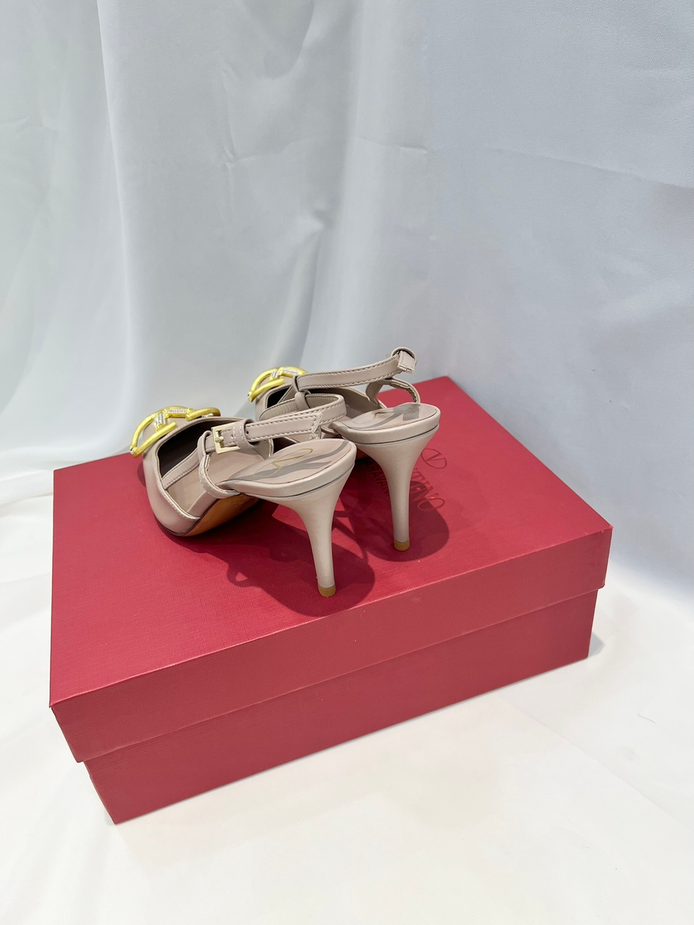 Valentino Vlogo Slingback Pump