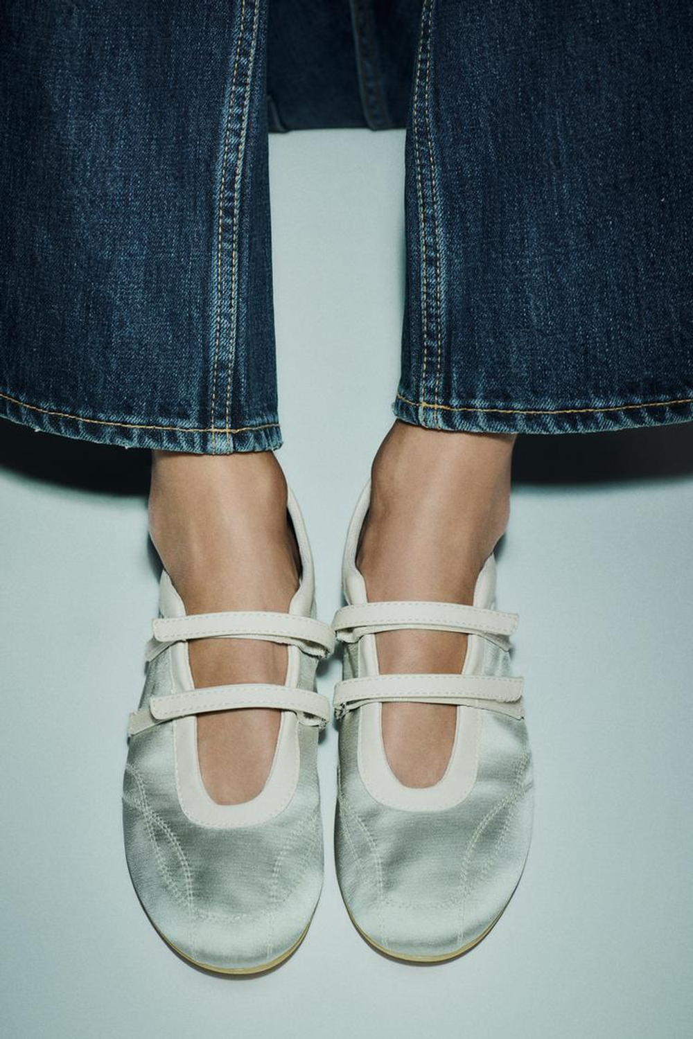 ZARA АТЛАСНЫЕ БАЛЕТКИ С ДЕКОРАТИВНОЙ СТРОЧКОЙ, ЗЕЛЕНЫЙ