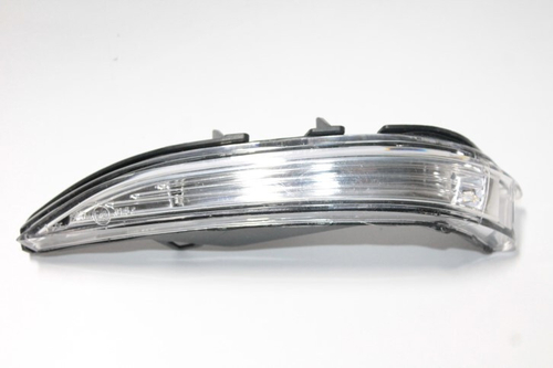 Повторитель поворота /2180 Lada Vesta/ на зеркало лев. светодиод (Автокомпонент*)