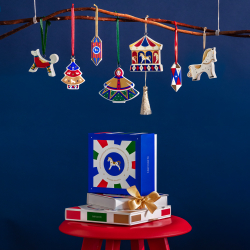 Набор из 3 елочных игрушек-конфет Farforite «Зеленая ярмарка / Зимняя ярмарка» в подарочной коробке