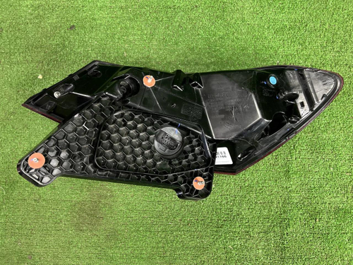 Фонарь левый внешний Mercedes E W213 (2020-2023)