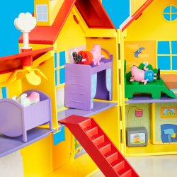 Hasbro Świnka Peppa - Большой семейный дом Пеппы + 3 фигурки G0508