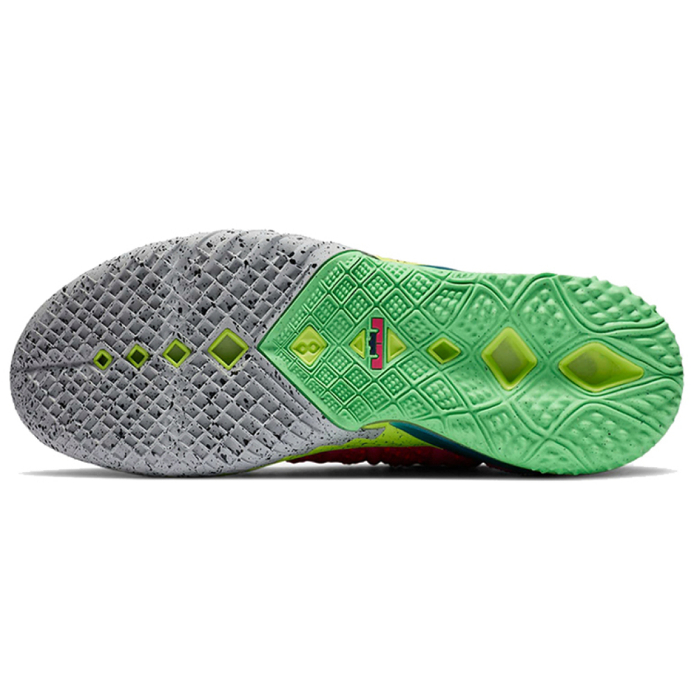 Кроссовки Nike, DB7644-600