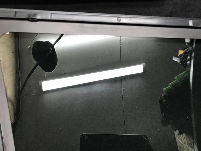 Форточка задняя Jeep Grand Cherokee 1 SJ (96-98)