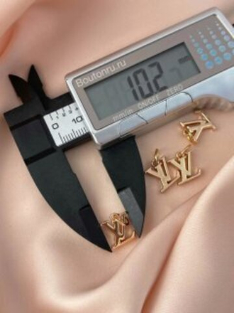 Подвеска ЛВ лого золото 10х10 мм