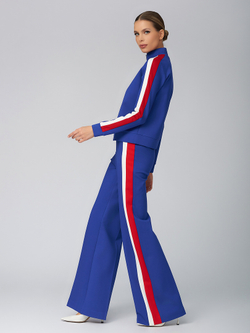 Спортивный костюм спорт-шик электрик с бело-красными полосками