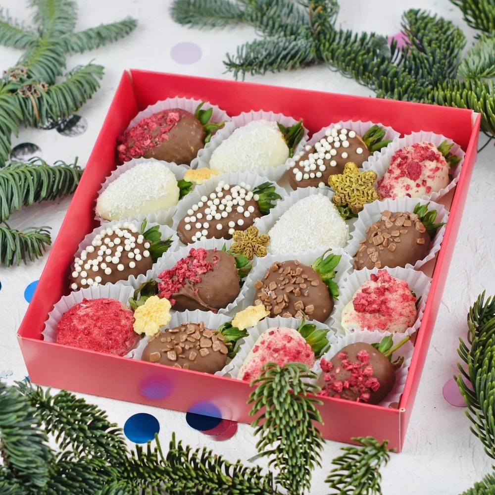 Клубника в шоколаде «Праздничный», 16 ягод