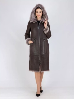 Дубленка зимняя с капюшоном натуральная