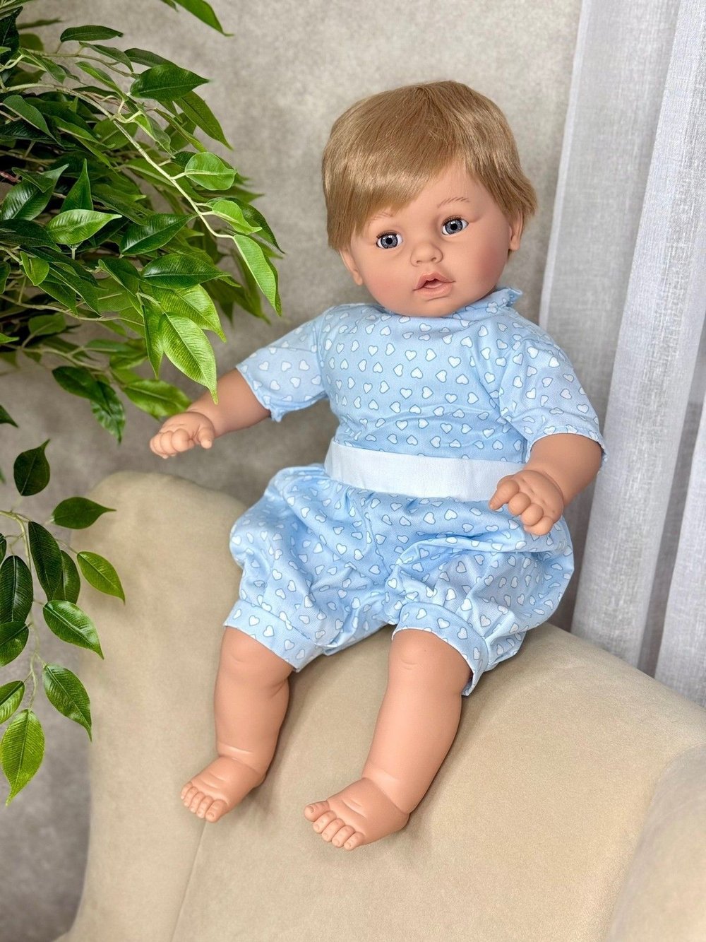 Кукла Berbesa мягконабивная 62см Dulzon (8033S)